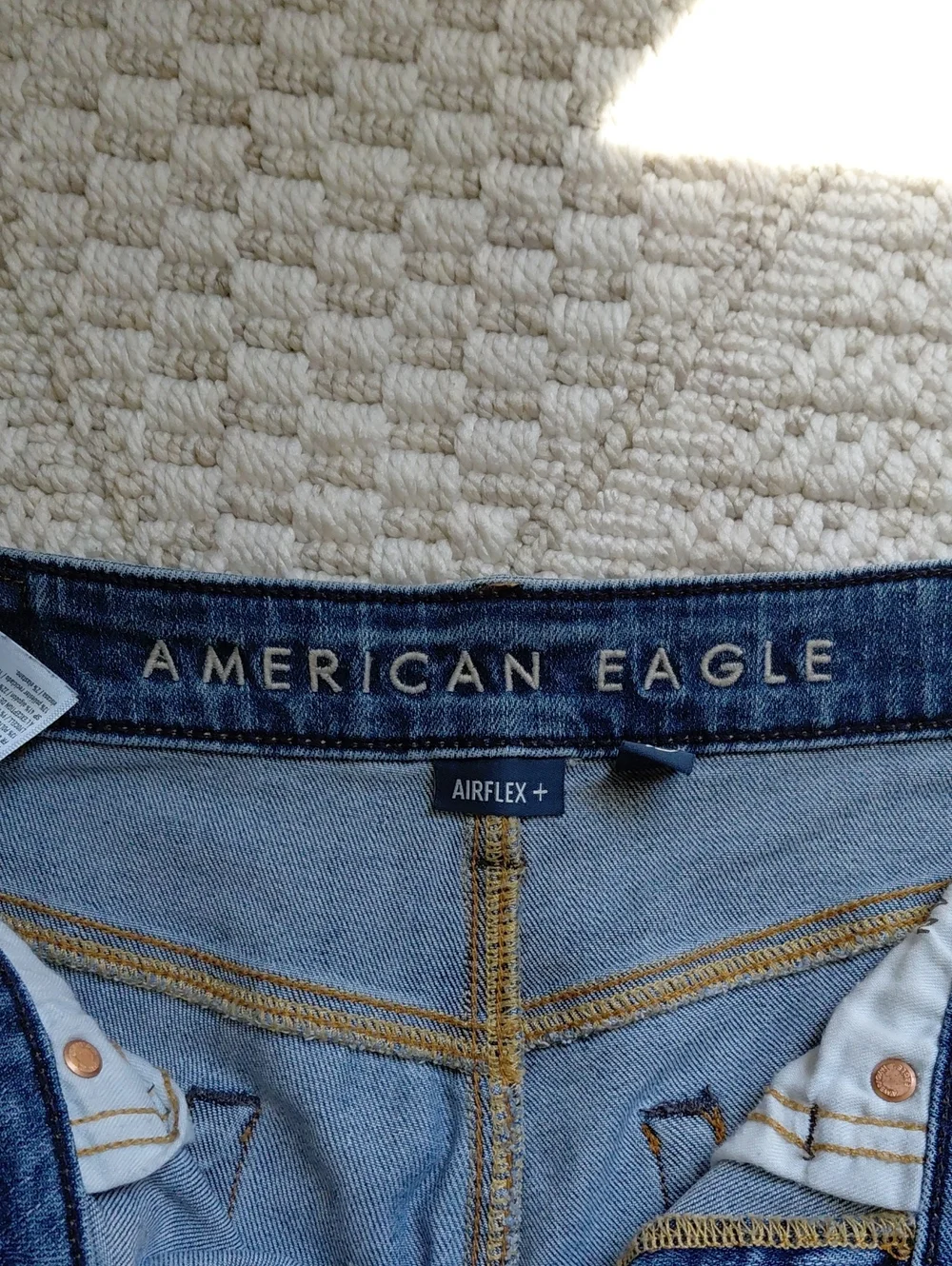 American Eagle Outfitters athletic fit